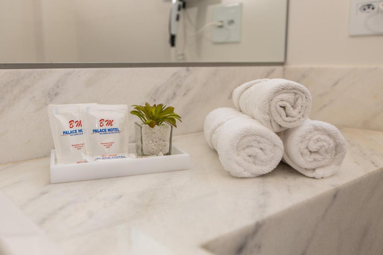 Bm Hotel Сан-Себастьян-ду-Параизу Экстерьер фото
